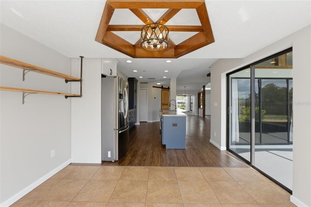 Activo con contrato: $305,000 (3 camas, 2 baños, 1798 Pies cuadrados)