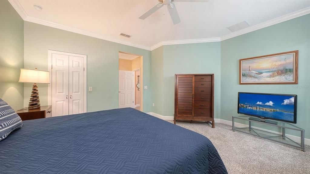 Activo con contrato: $375,000 (2 camas, 2 baños, 1685 Pies cuadrados)