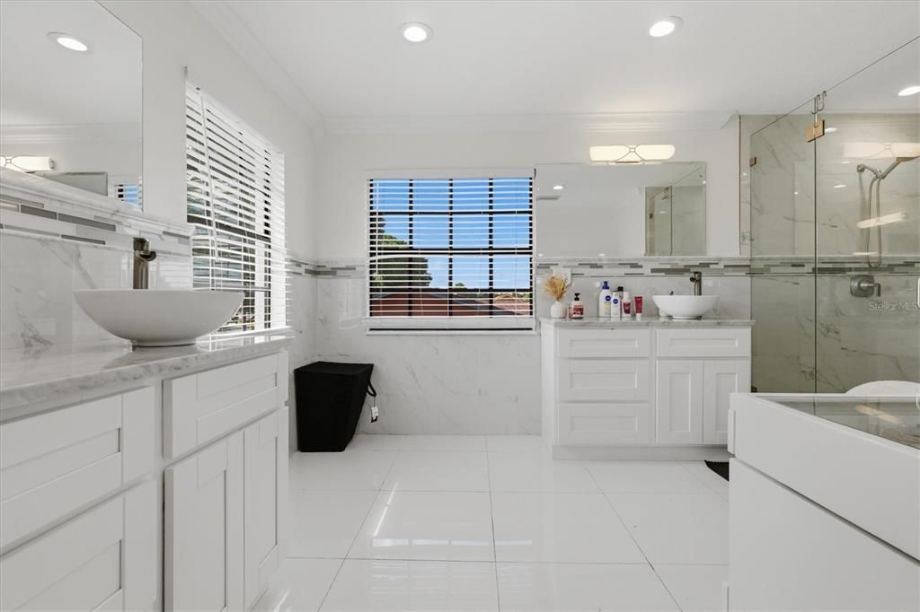 For Sale: $774,900 (4 beds, 3 baths, 2800 Square Feet)