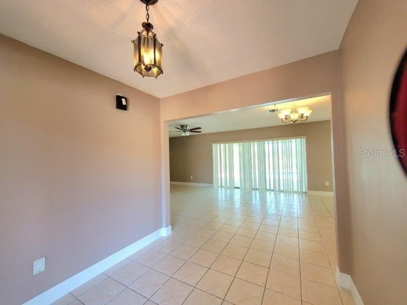 For Rent: $2,500 (3 beds, 2 baths, 1673 Square Feet)