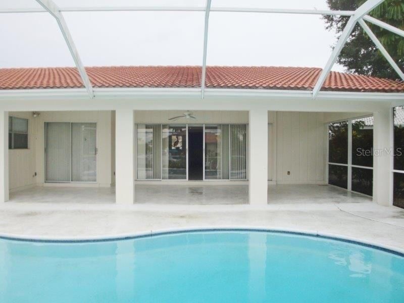For Rent: $2,500 (3 beds, 2 baths, 1673 Square Feet)