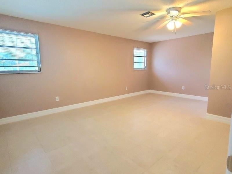 For Rent: $2,500 (3 beds, 2 baths, 1673 Square Feet)