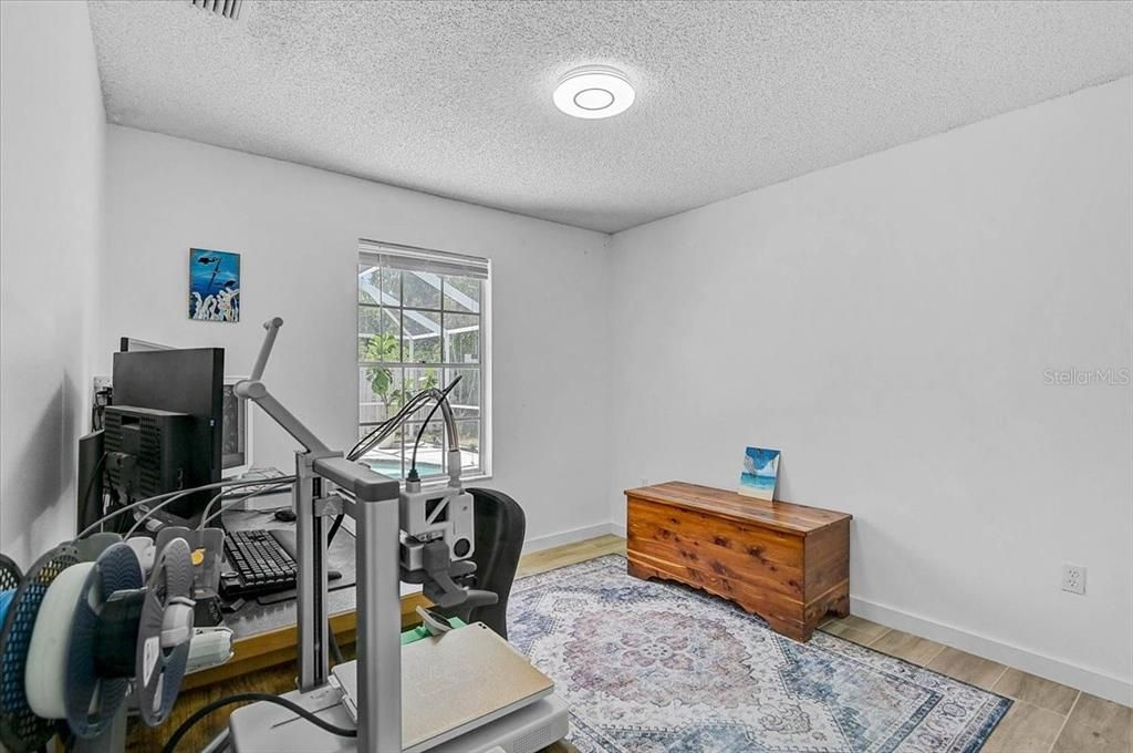For Sale: $525,000 (4 beds, 2 baths, 1990 Square Feet)