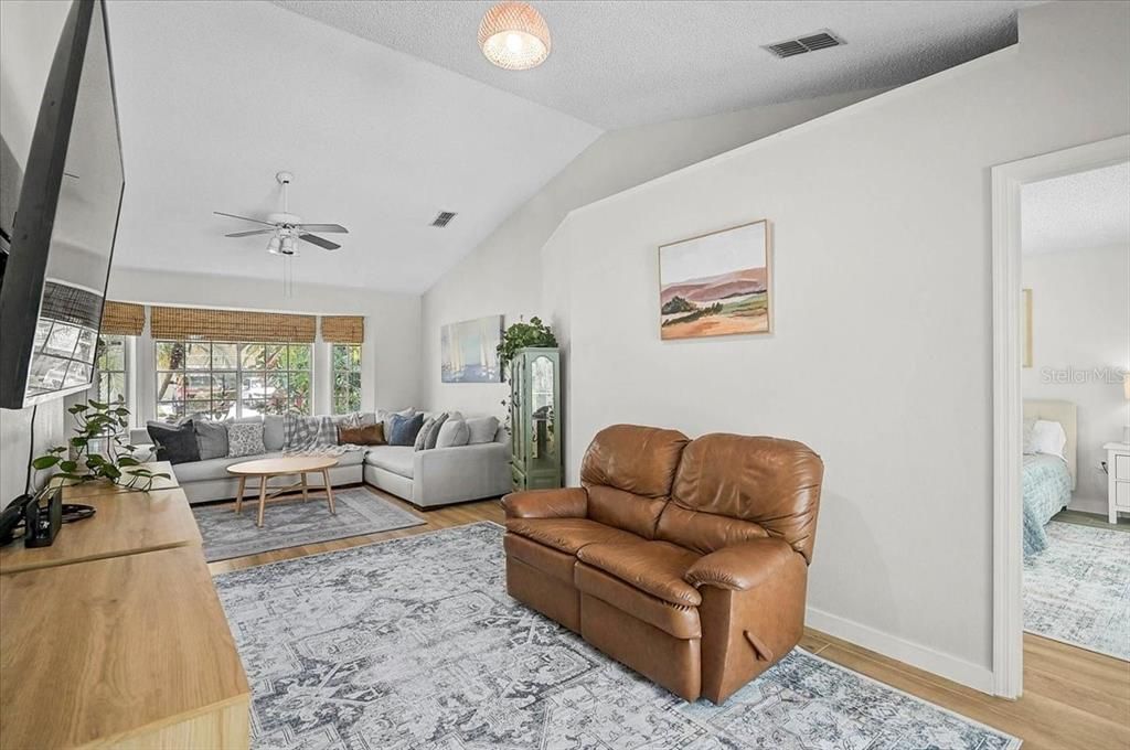 For Sale: $525,000 (4 beds, 2 baths, 1990 Square Feet)
