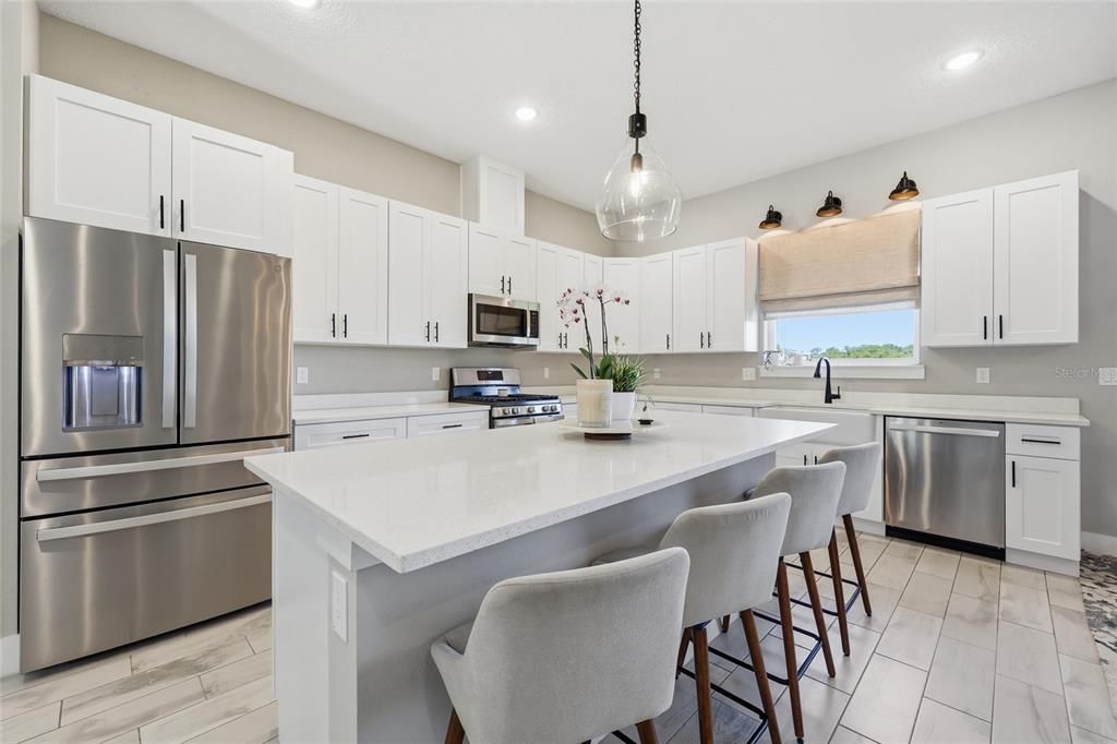 En Venta: $799,900 (4 camas, 3 baños, 2314 Pies cuadrados)