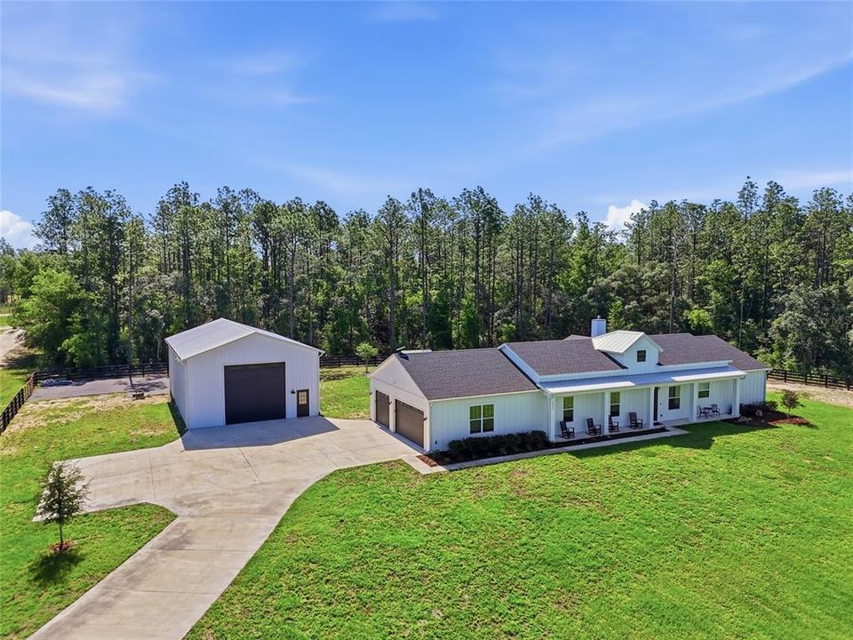 En Venta: $799,900 (4 camas, 3 baños, 2314 Pies cuadrados)