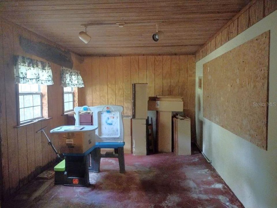 En Venta: $369,000 (4 camas, 1 baños, 1752 Pies cuadrados)
