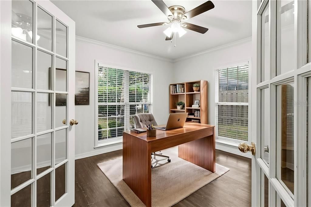 For Sale: $424,000 (4 beds, 3 baths, 1913 Square Feet)