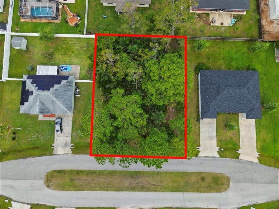 待售: $70,000 (0.23 acres)
