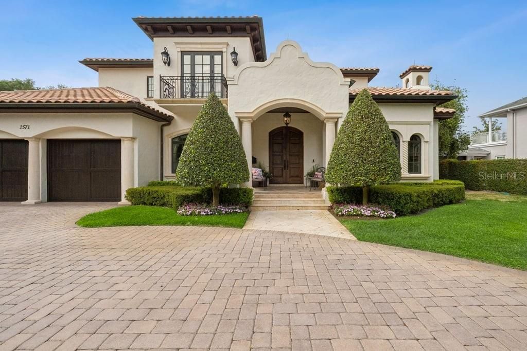 For Sale: $6,000,000 (5 beds, 6 baths, 7397 Square Feet)