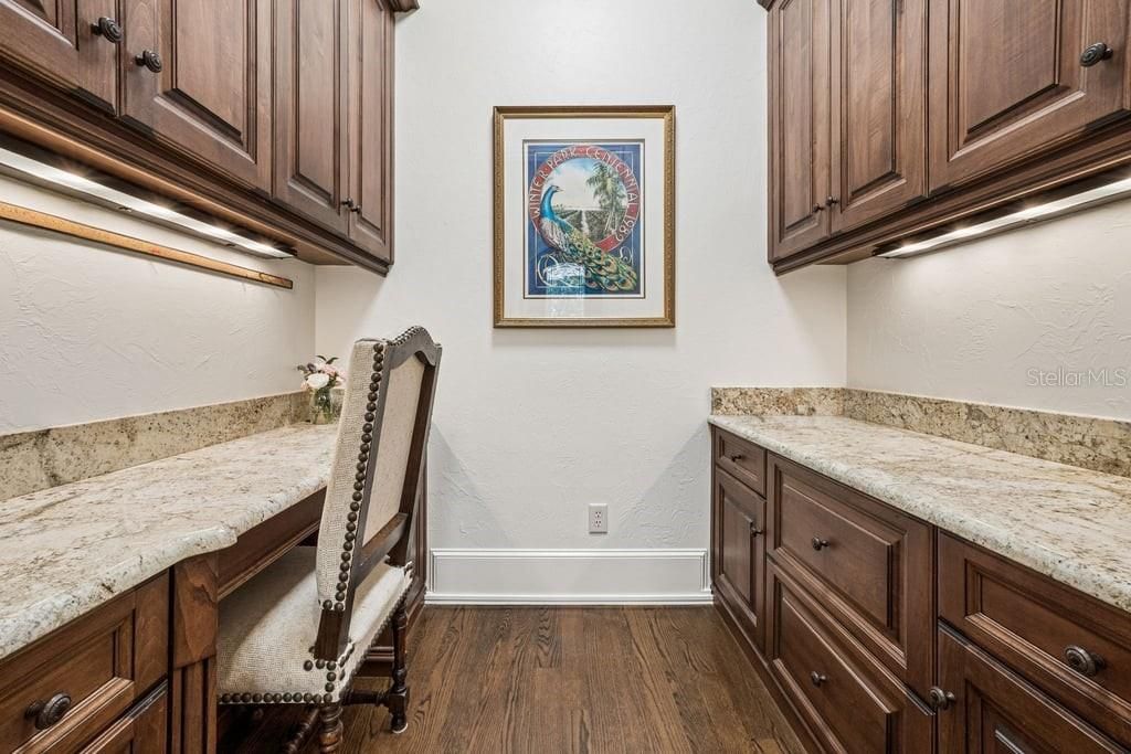 For Sale: $6,000,000 (5 beds, 6 baths, 7397 Square Feet)