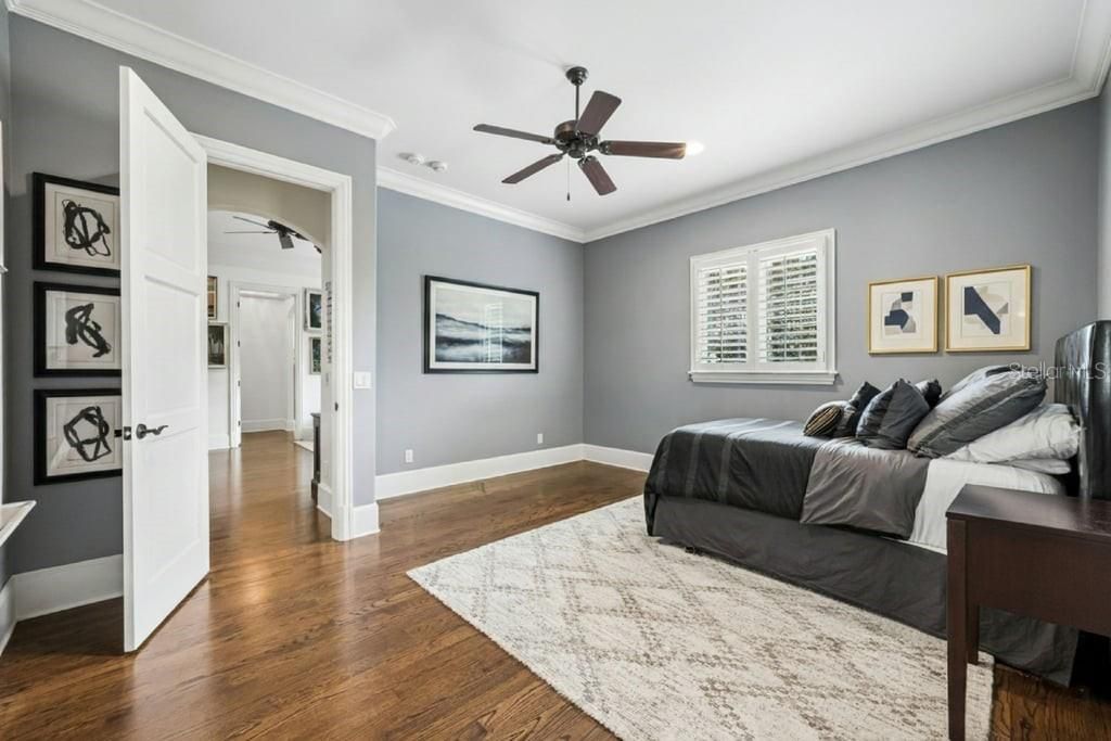 For Sale: $6,000,000 (5 beds, 6 baths, 7397 Square Feet)