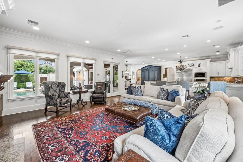 For Sale: $6,000,000 (5 beds, 6 baths, 7397 Square Feet)