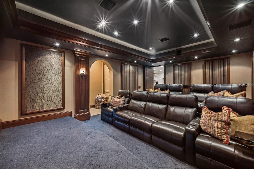 For Sale: $6,000,000 (5 beds, 6 baths, 7397 Square Feet)