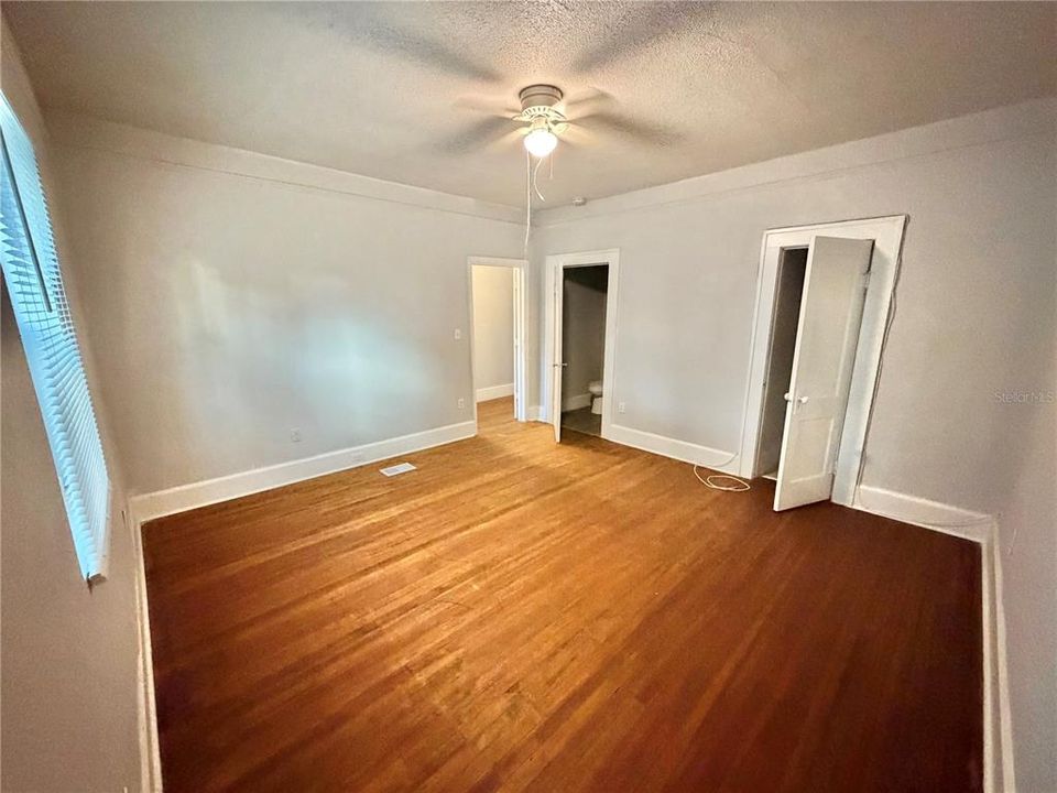 В аренду: $2,500 (3 спален, 2 ванн, 1300 Квадратных фут)