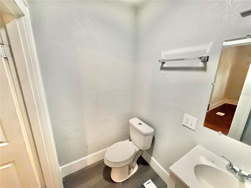 В аренду: $2,500 (3 спален, 2 ванн, 1300 Квадратных фут)