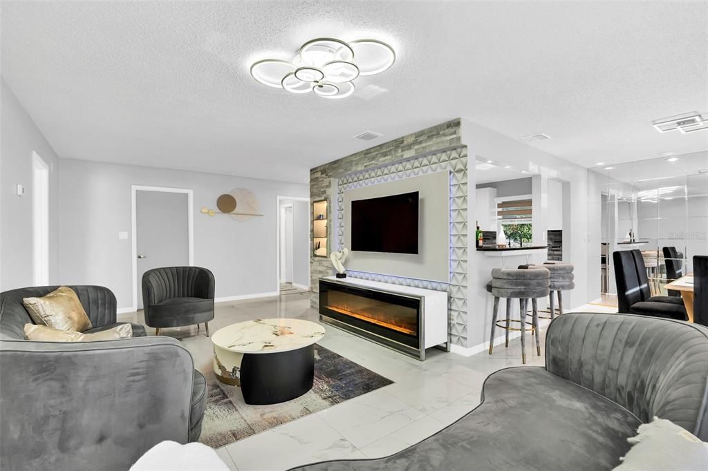 For Sale: $330,000 (2 beds, 2 baths, 1330 Square Feet)