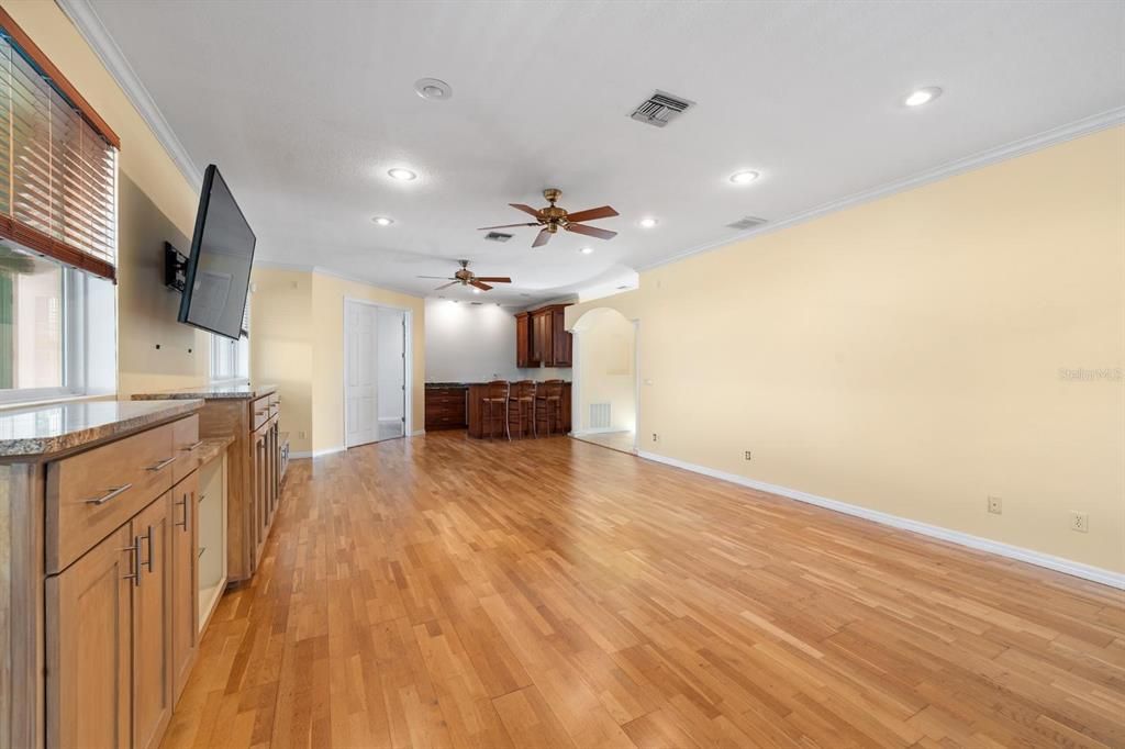 For Sale: $1,499,000 (4 beds, 5 baths, 3612 Square Feet)