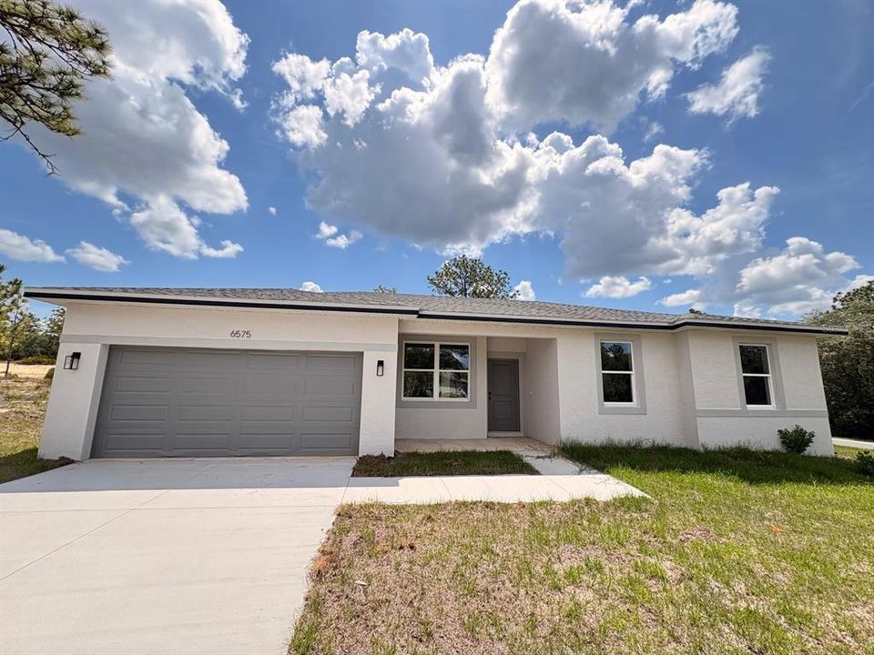 For Sale: $270,000 (4 beds, 2 baths, 1587 Square Feet)