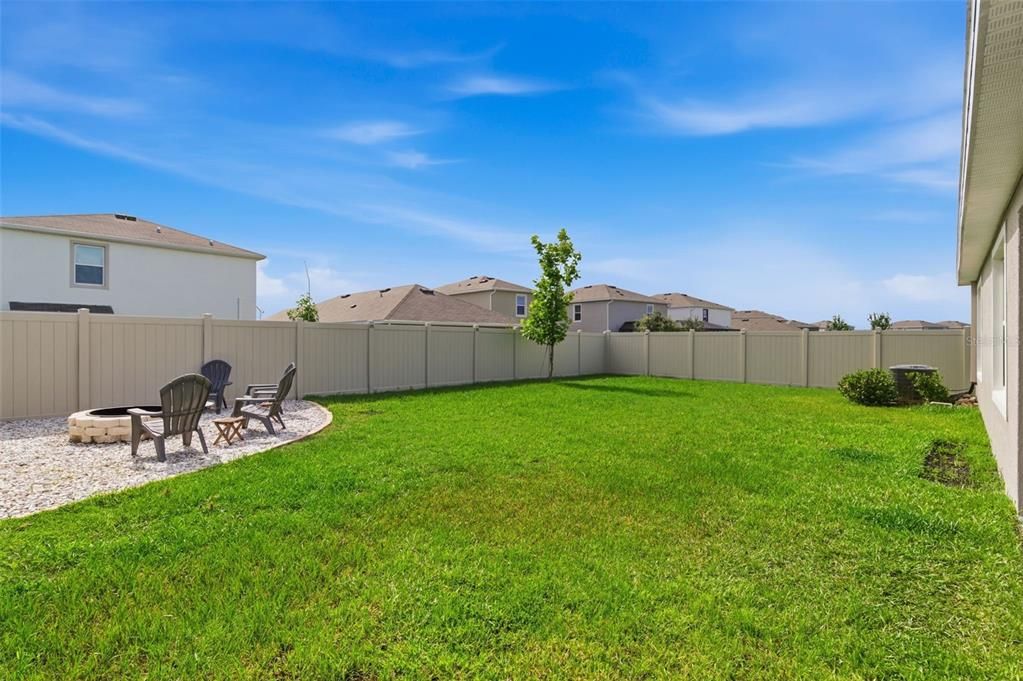 For Sale: $375,000 (4 beds, 2 baths, 1846 Square Feet)