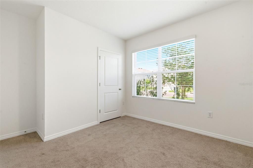 For Sale: $375,000 (4 beds, 2 baths, 1846 Square Feet)