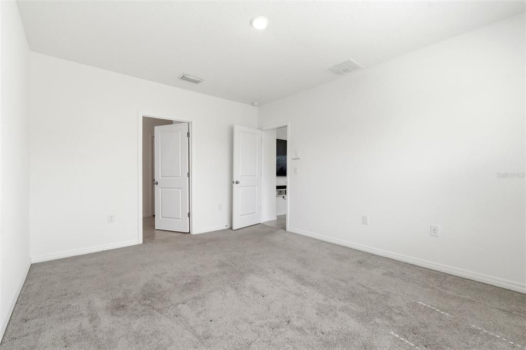 For Sale: $375,000 (4 beds, 2 baths, 1846 Square Feet)