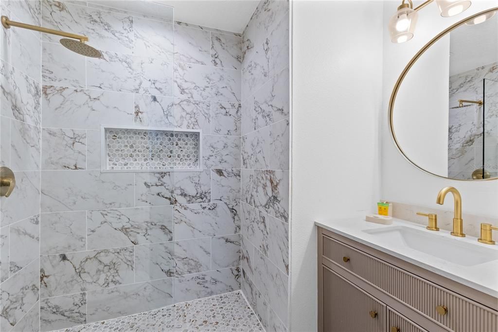 For Sale: $465,000 (4 beds, 3 baths, 1960 Square Feet)