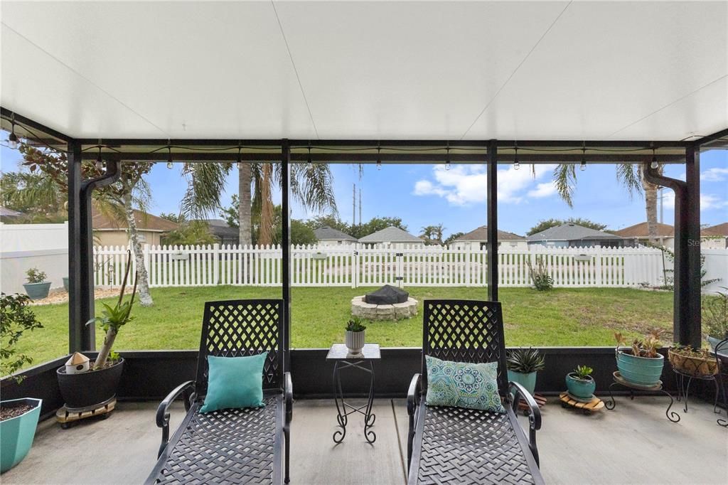 For Sale: $379,900 (3 beds, 3 baths, 1836 Square Feet)