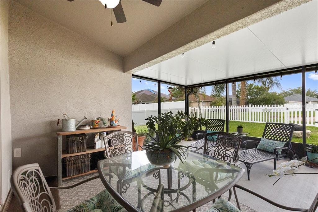 For Sale: $379,900 (3 beds, 3 baths, 1836 Square Feet)
