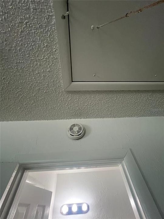 В аренду: $1,900 (4 спален, 2 ванн, 1484 Квадратных фут)