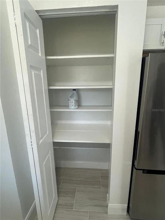 В аренду: $1,900 (4 спален, 2 ванн, 1484 Квадратных фут)