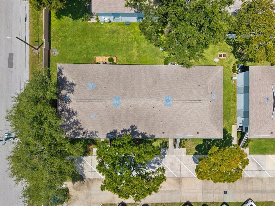 For Sale: $180,000 (2 beds, 1 baths, 781 Square Feet)