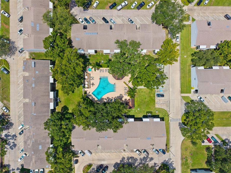 For Sale: $180,000 (2 beds, 1 baths, 781 Square Feet)