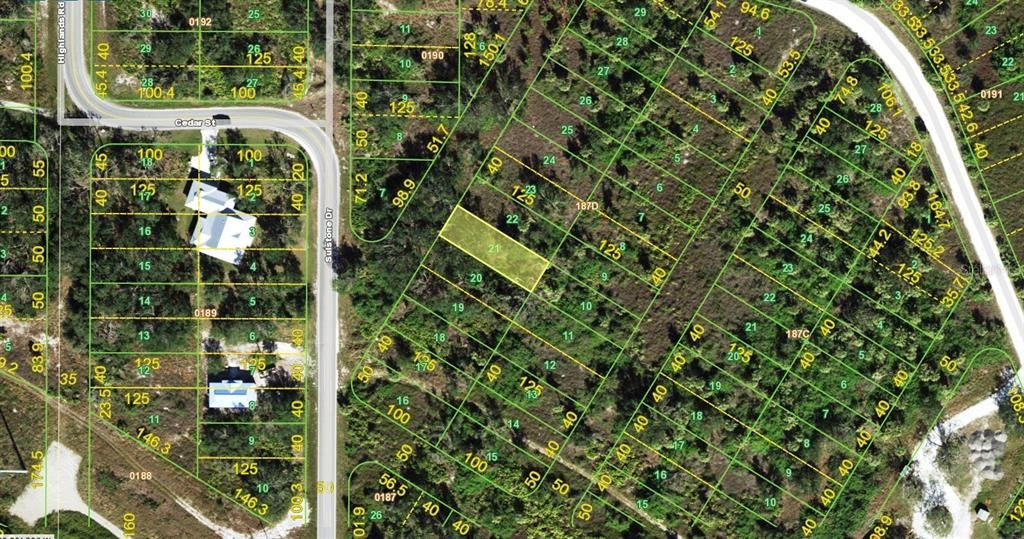 En Venta: $8,500 (0.11 acres)