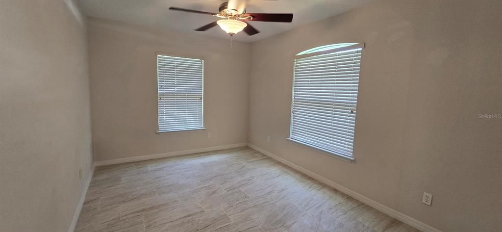 For Rent: $2,150 (3 beds, 3 baths, 2086 Square Feet)