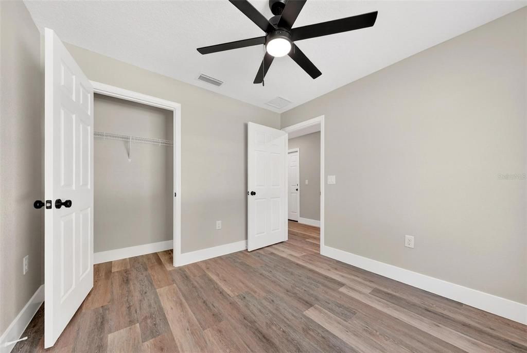 For Rent: $1,950 (3 beds, 2 baths, 1700 Square Feet)