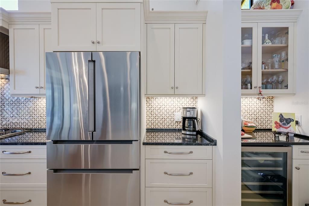 For Sale: $1,159,000 (3 beds, 2 baths, 2479 Square Feet)