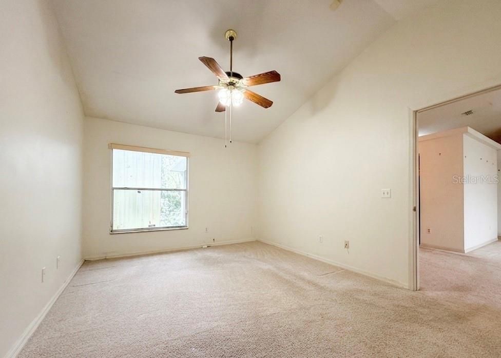 For Sale: $359,900 (3 beds, 2 baths, 1437 Square Feet)