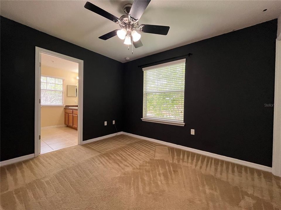 В аренду: $2,499 (3 спален, 2 ванн, 1735 Квадратных фут)