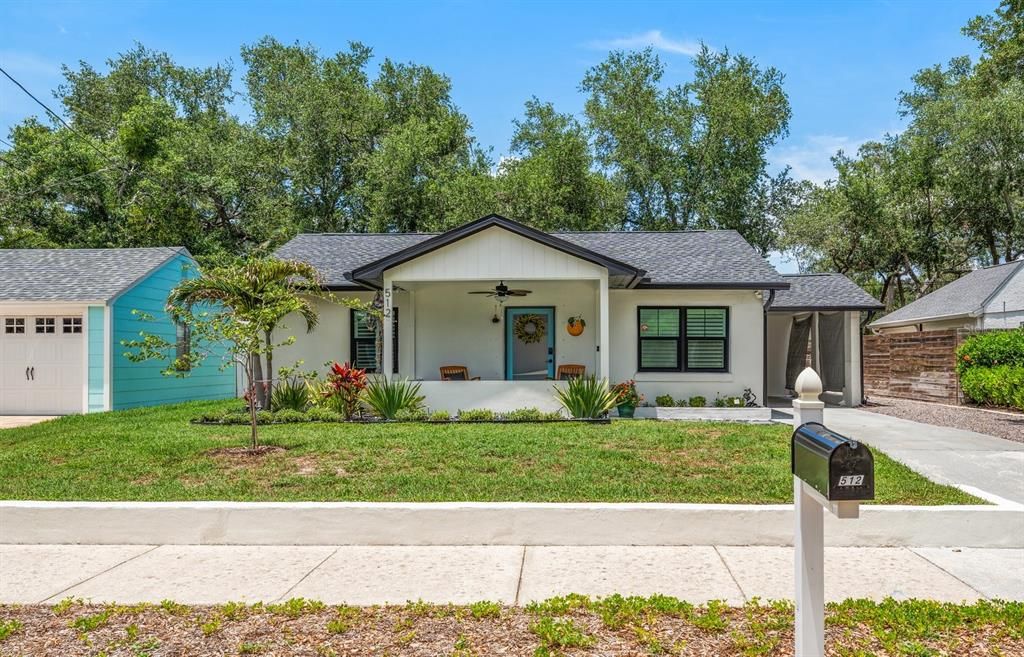 Activo con contrato: $525,000 (2 camas, 1 baños, 1000 Pies cuadrados)