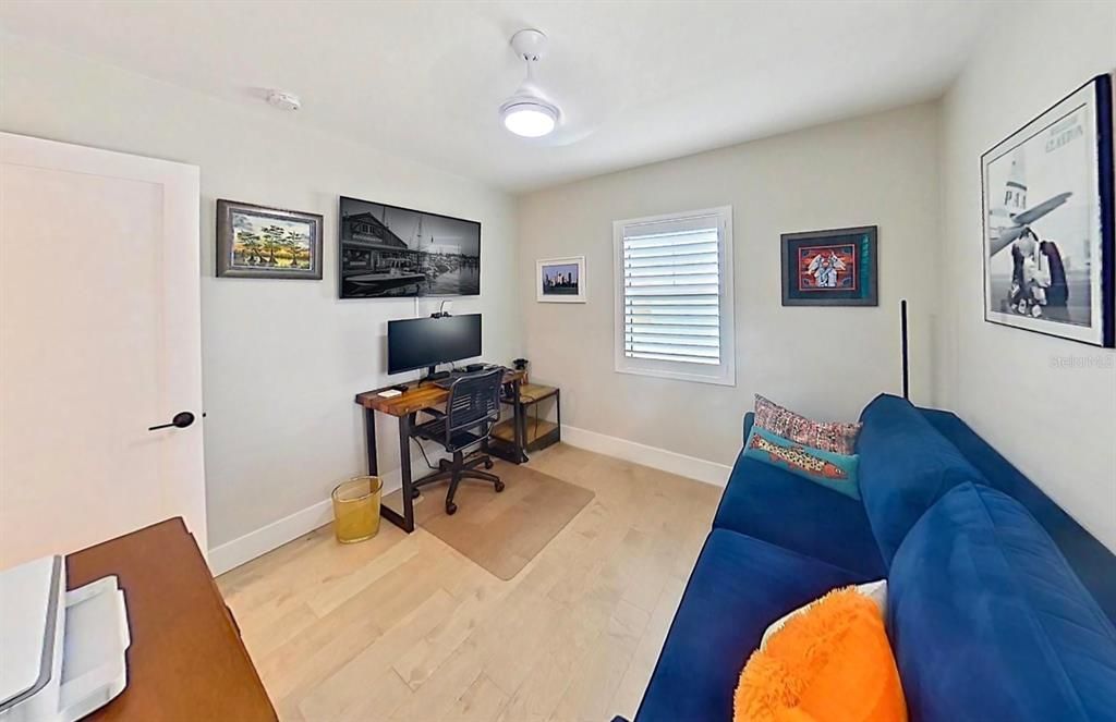 Activo con contrato: $525,000 (2 camas, 1 baños, 1000 Pies cuadrados)