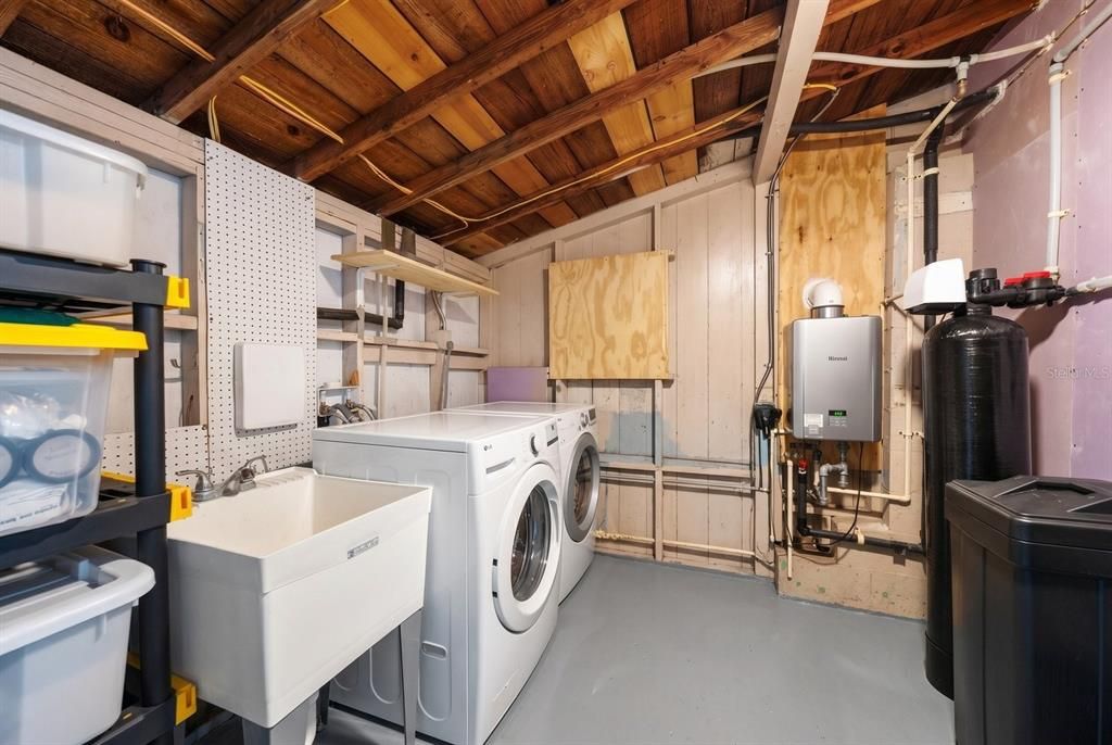 Activo con contrato: $525,000 (2 camas, 1 baños, 1000 Pies cuadrados)