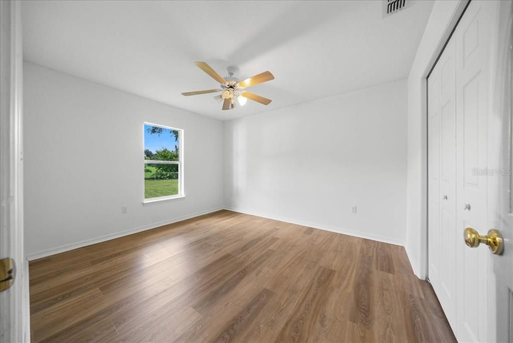 For Sale: $275,000 (3 beds, 2 baths, 1587 Square Feet)