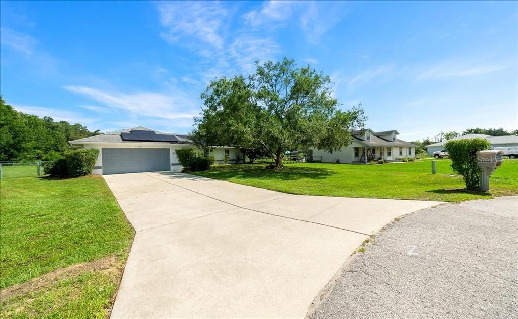 For Sale: $275,000 (3 beds, 2 baths, 1587 Square Feet)