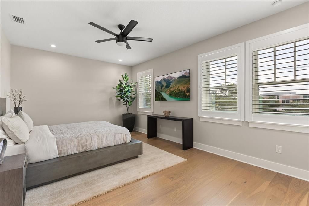 For Sale: $1,395,000 (4 beds, 4 baths, 3046 Square Feet)