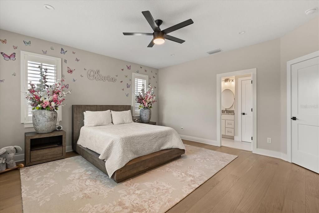 For Sale: $1,395,000 (4 beds, 4 baths, 3046 Square Feet)