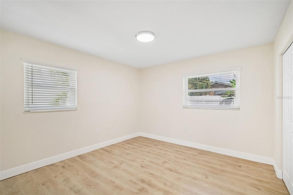 For Sale: $449,900 (4 beds, 2 baths, 1512 Square Feet)