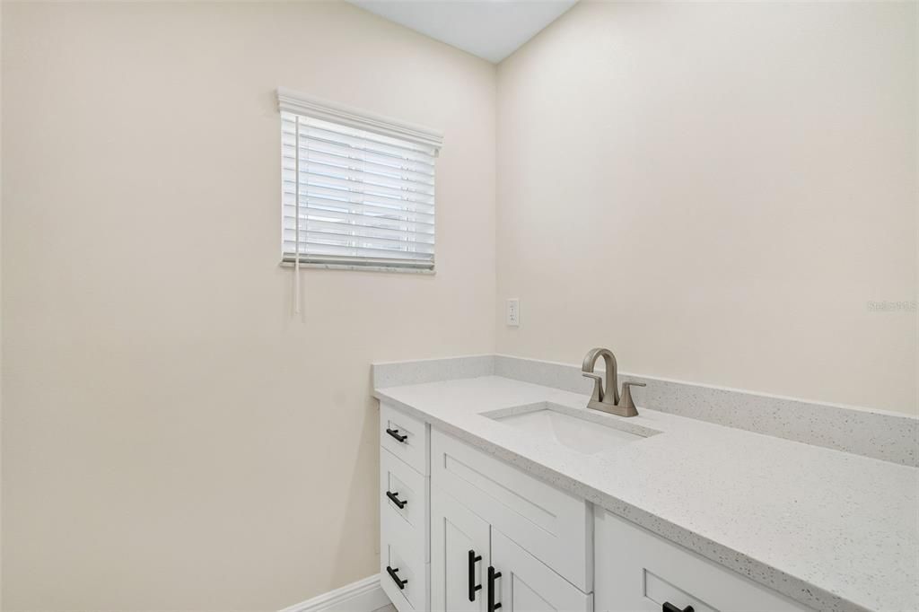 For Sale: $449,900 (4 beds, 2 baths, 1512 Square Feet)