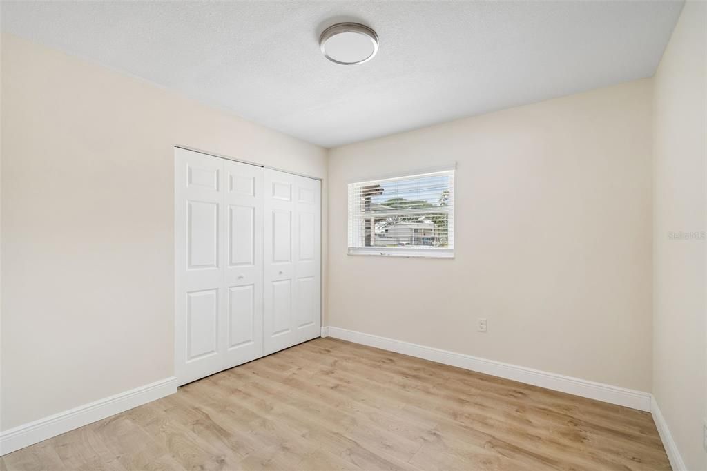For Sale: $449,900 (4 beds, 2 baths, 1512 Square Feet)