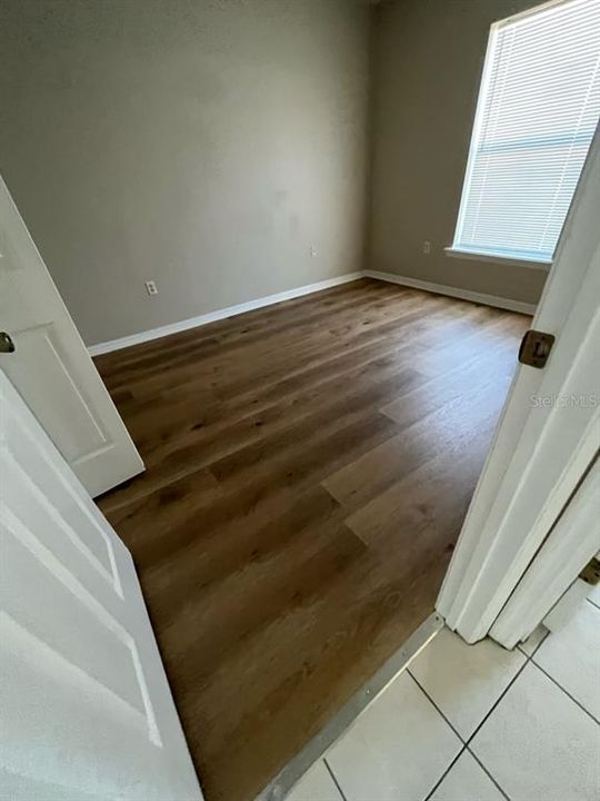 For Rent: $1,600 (3 beds, 1 baths, 1075 Square Feet)